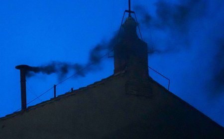 Black Smoke Signals No New Pope on Day One of Vatican Conclave